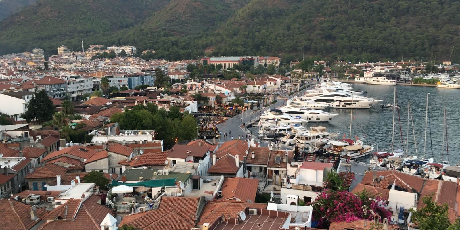 Marmaris – beliebte Küstenstadt an der Ägäis