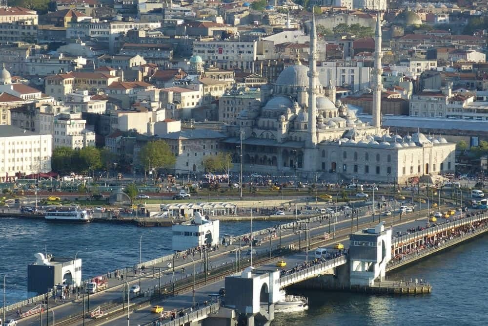 Wie komme ich am besten nach Istanbul?