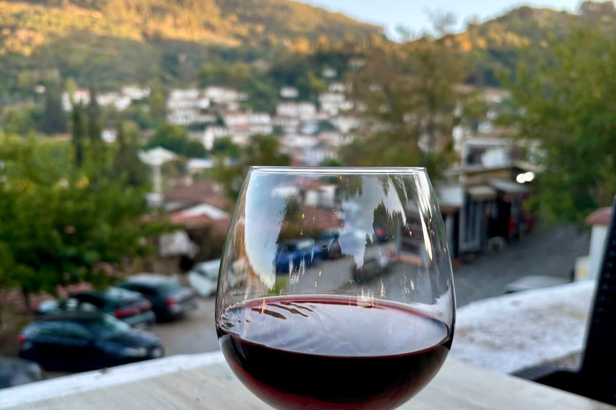 Urla Weinroute: Die Weingüter der türkischen Ägäis