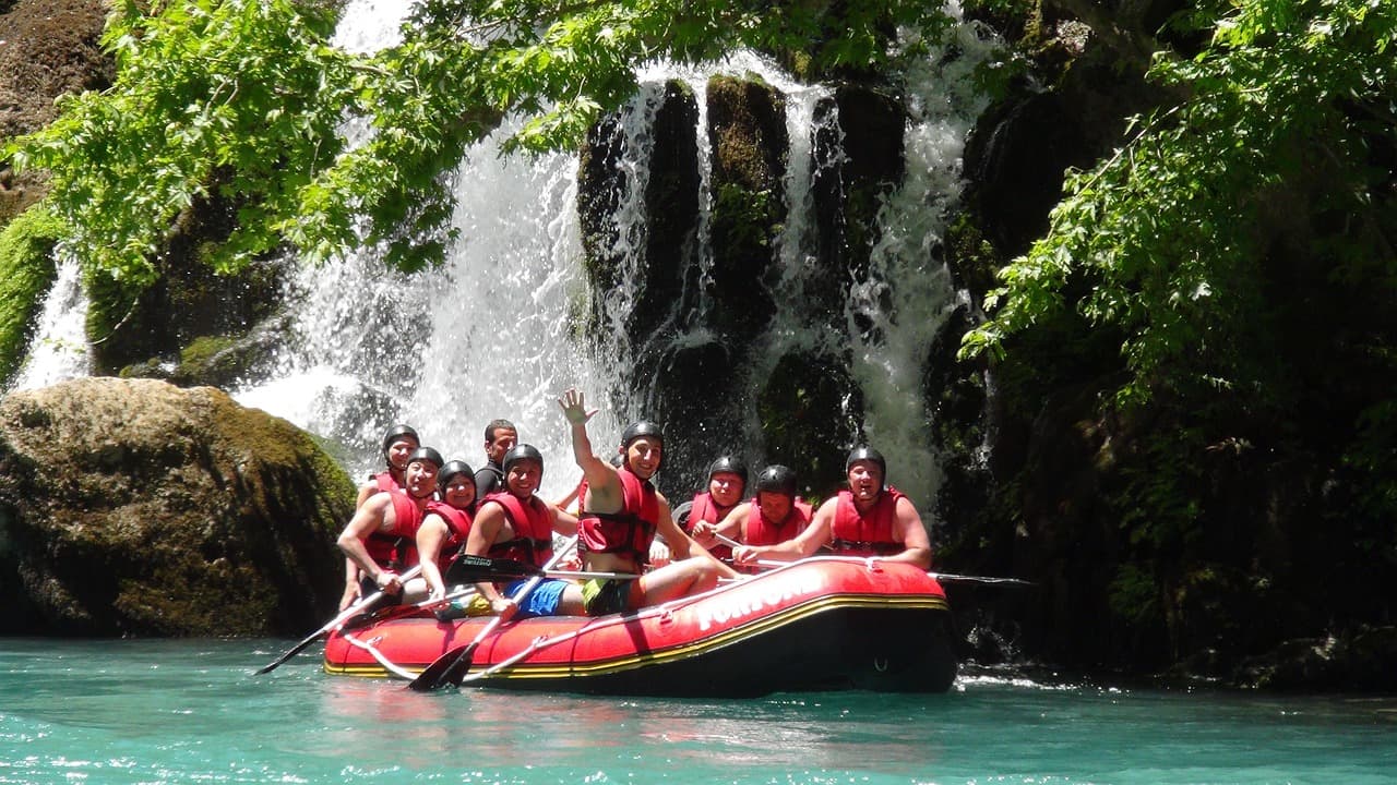 Rafting in der Türkei: Die besten Flüsse und Touren für dein Abenteuer