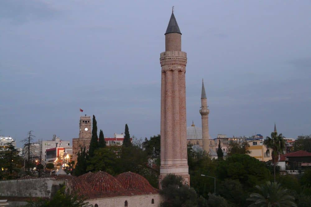 Yivli Minare Saat Kulesi